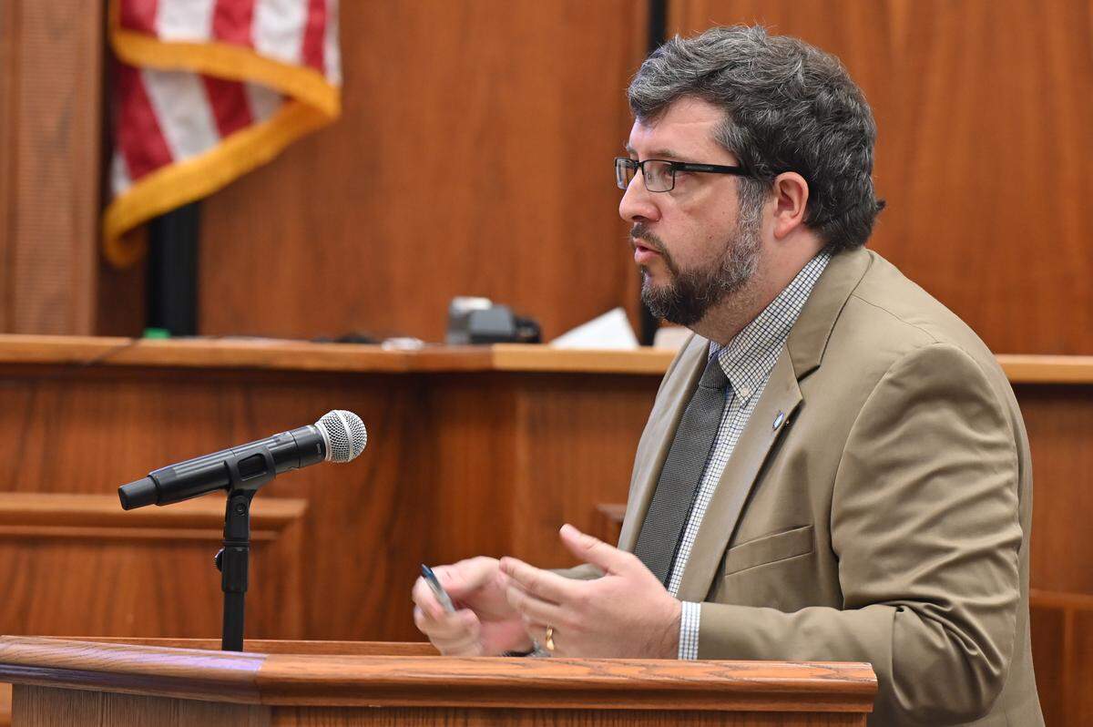 Assistant District Attorney Kyle Owenby speaks to jurors during opening statements in the trial against Eric Delma Head after a 2021 boat crash on Lake Tobesofkee on Wednesday, Oct. 22, 2025, in the Bibb County Superior Courthouse in Macon, Georgia. Head faces charges of serious injury, reckless operation of a vessel and homicide for the death of William Childs after his boat allegedly collided with a pontoon boat. 
