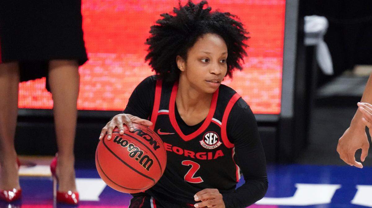 Georgia guard Gabby Connally (2)