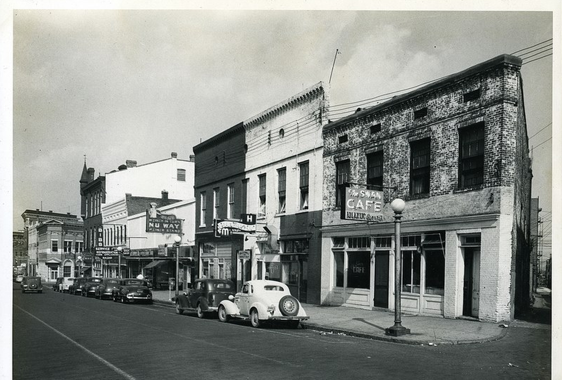 The original Nu-Way Weiners in Macon opened on Cotton Avenue in 1916.