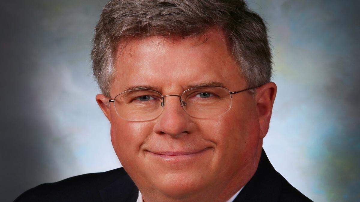 Walter G. "Bo" Sammons Jr.
