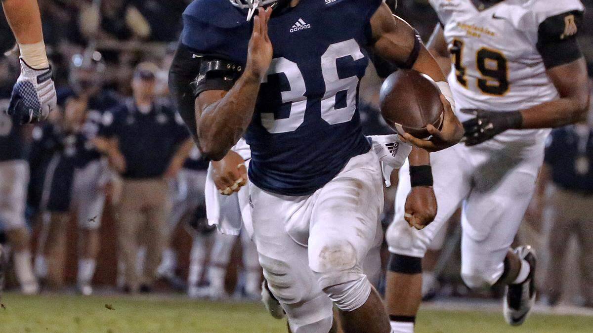 FRANK FORTUNE/GEORGIA SOUTHERNGeorgia Southern’s Matt Breida led the FBS with 8.7 yards per carry last season.