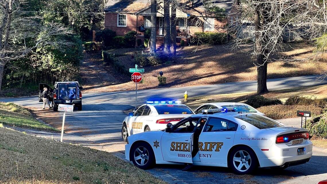 Suspect fires at undercover Bibb County Sheriff’s deputy | Macon Telegraph