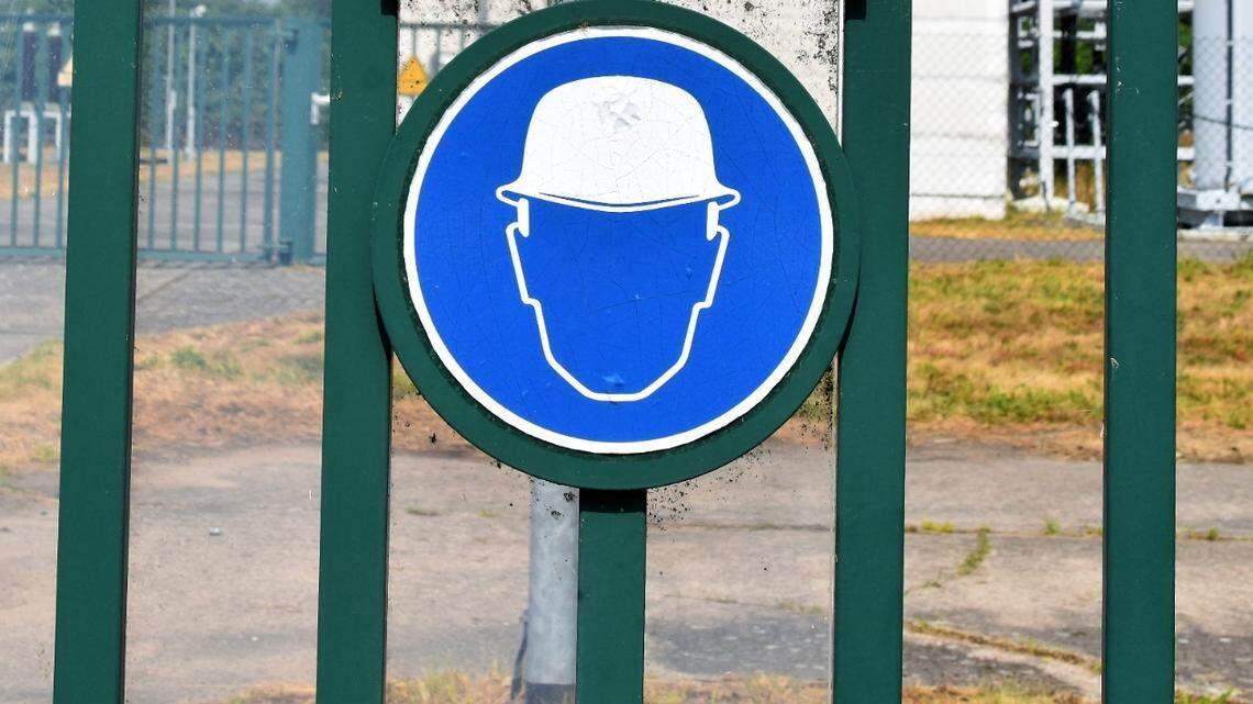 Workers were exposed to 20 times the level of arsenic that is allowable, federal officials said.