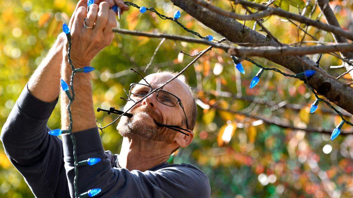 What you need to know about shopping downtown for 2019 holiday season