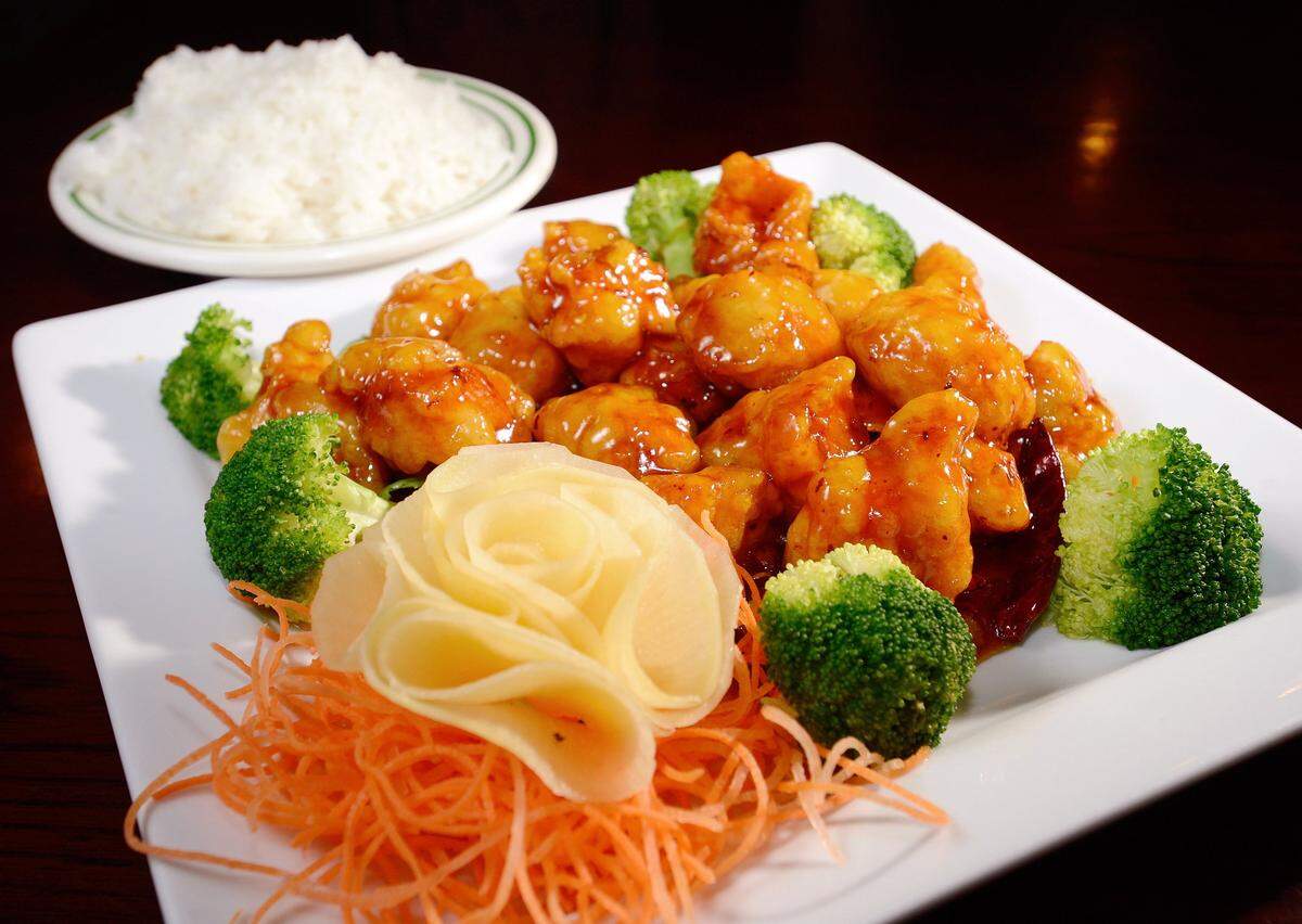 Orange chicken at Anna’s Asian Cafe in Kathleen.