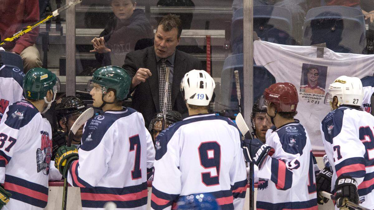 Macon Mayhem head coach Kevin Kerr talks to his team during a timeout during Saturday's exhibition win over Columbus.