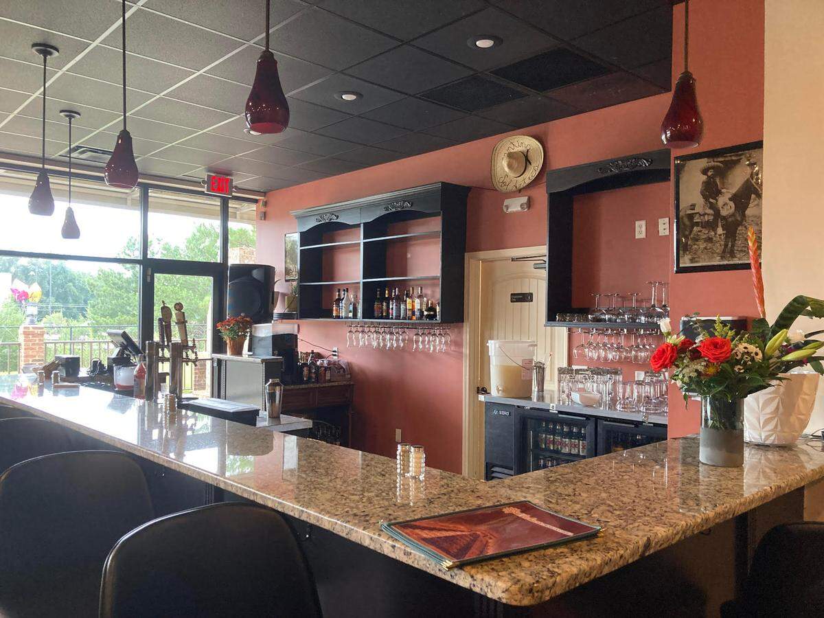 Sol Azteca Mexican Grill in Warner Robins has small bar and offers a variety of alcoholic beverages from White Russians to margaritas and daiquiris to wine, beer and tequila.