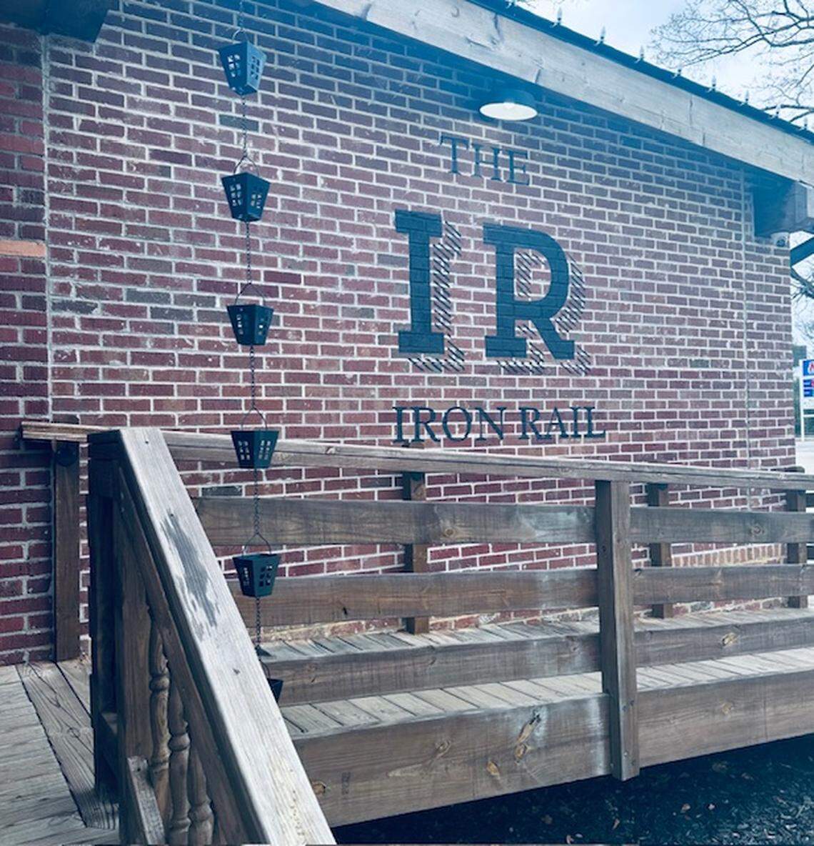 Iron Rail restaurant in Bolingbroke, GA
