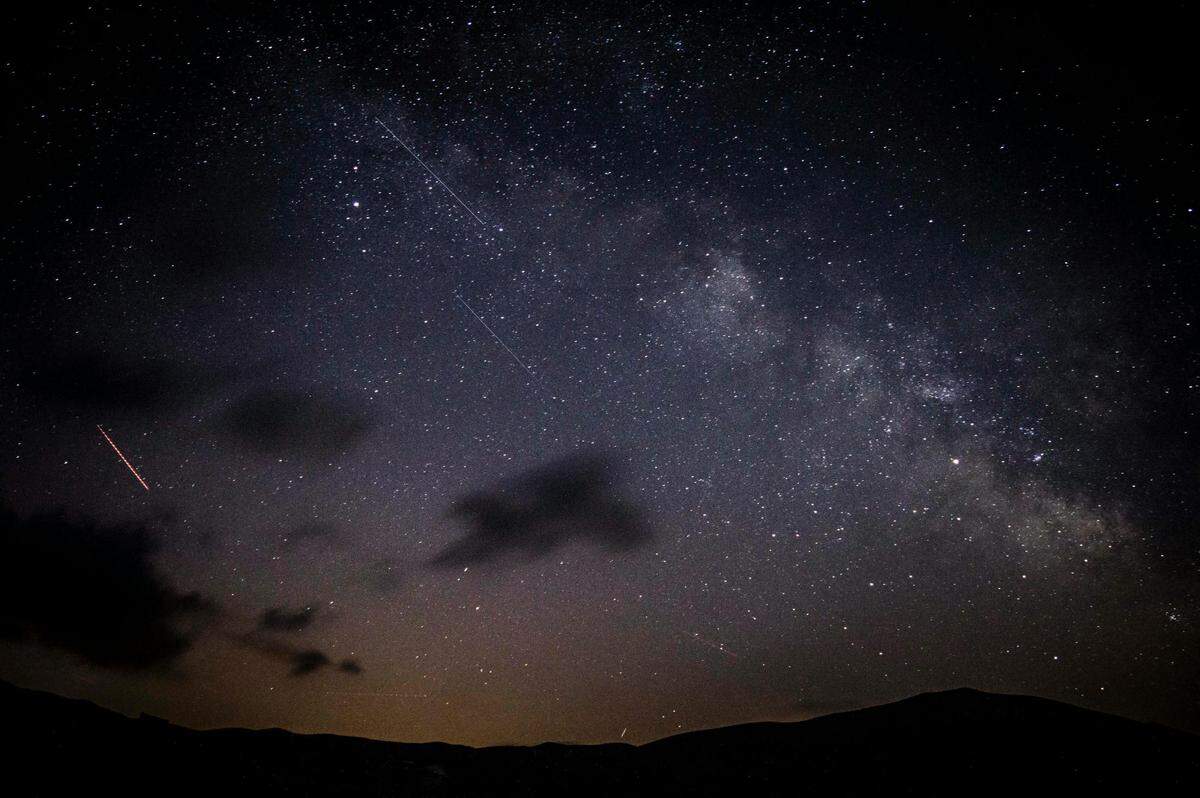 The Geminid meteor shower peaks on Saturday, Dec. 13, and Sunday, Dec. 14, 2025.
