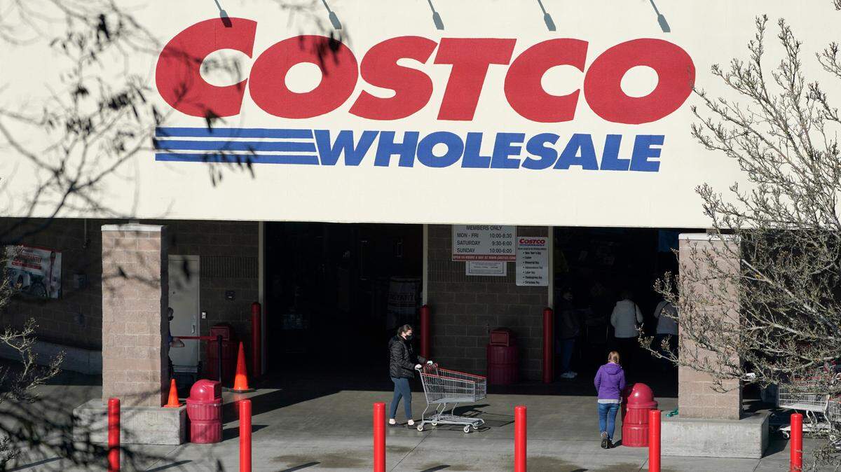 Costco is reimposing limits on select items at its warehouses in response to rising coronavirus case, according to a message on the company’s website. (Ted S. Warren/AP)