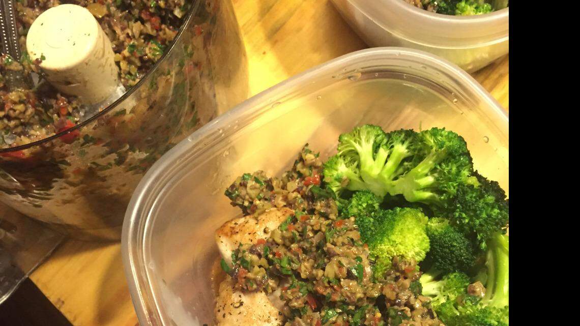 Bungalow Kitchen: Lunchbox life: Pan-roasted chicken and olive tapenade