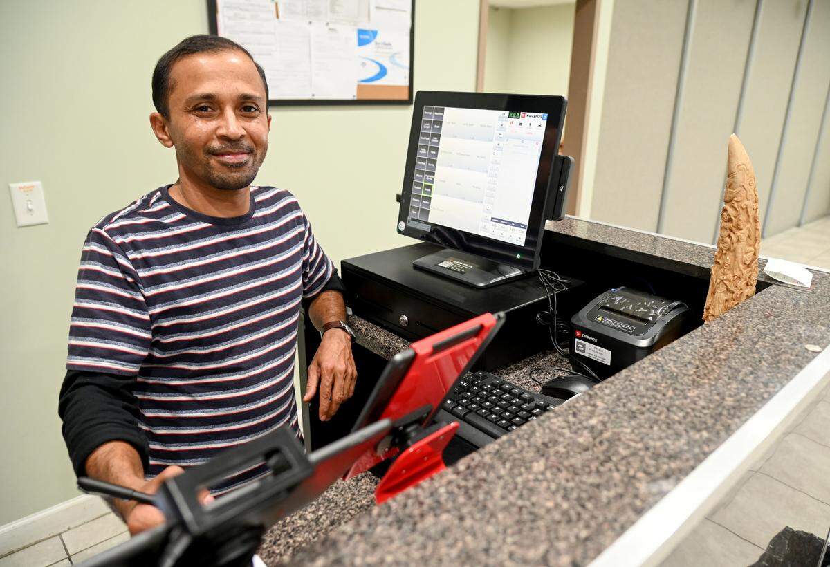 Mohammad Jewel operates Bombay Curry located at 3892 Bloomfield Village Drive in Macon.