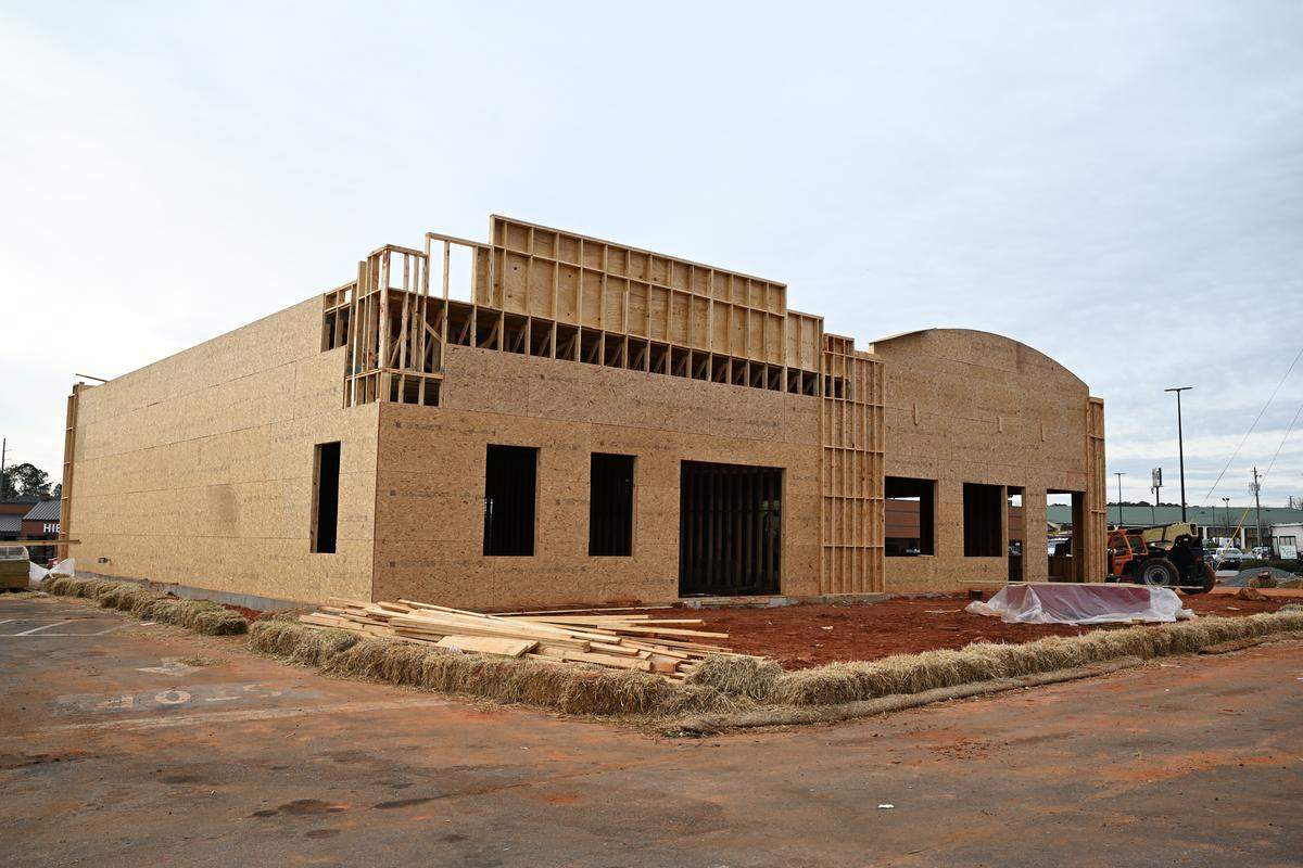 This new building at 1363 Sam Nunn Boulevard in Perry is expected to be home to Aspen Dental and Piedmont Urgent Care.