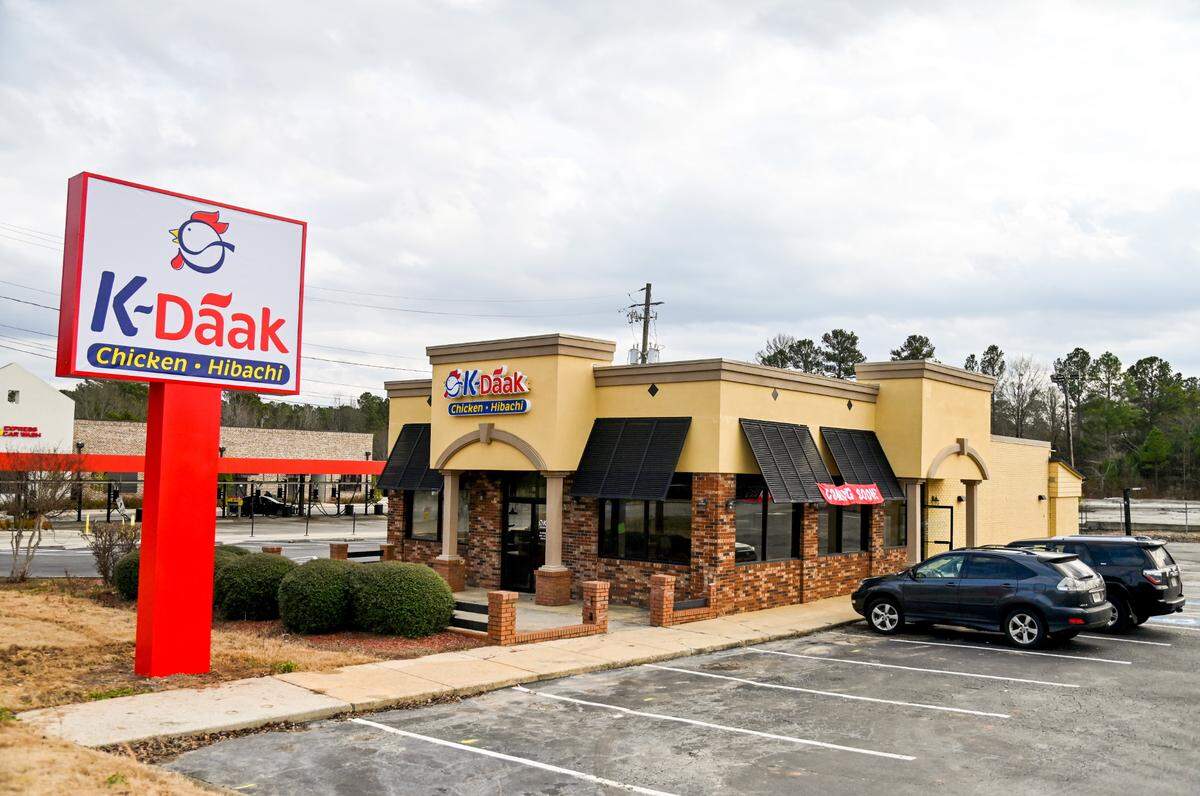 K-Daak, a new restaurant at the former Zaxby’s location on Northside Drive, offers Korean-style chicken and hibachi as well as American-style wings.