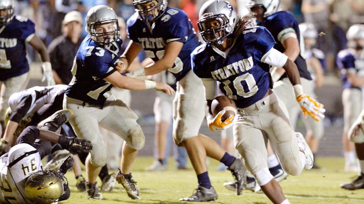 Stratford running back O'Showen Williams (10) runs toward the end zone for a touchdown during their game against Twiggs County Friday night.