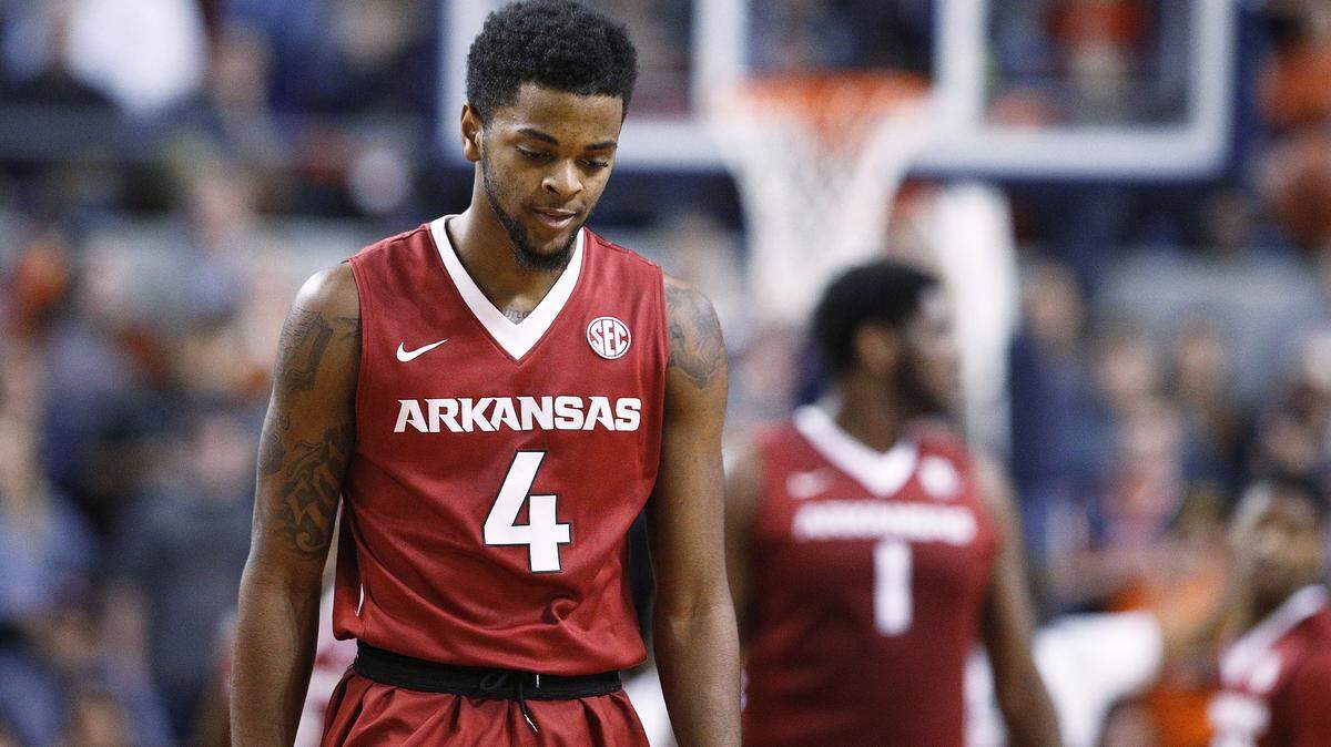 Arkansas guard Daryl Macon scored 11 points in the second overtime period against Georgia.