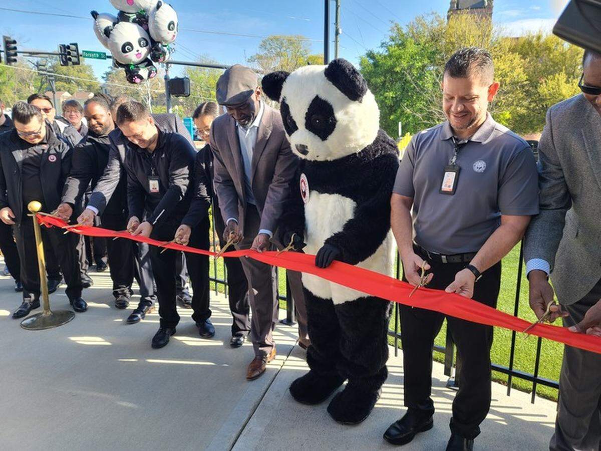 Panda Express locations in Middle Georgia have pledged to raise over $400k for the children’s hospital in Macon, Georgia.