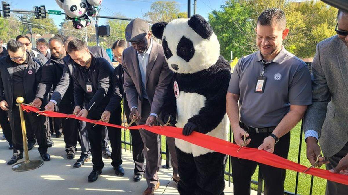 Panda Express locations in Middle Georgia have pledged to raise more than $400k for the children’s hospital in Macon, Georgia.