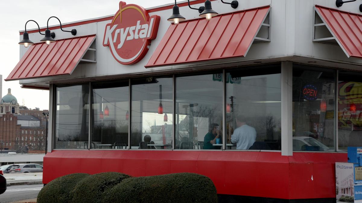 JENNA EASON/THE TELEGRAPH Macon, GA, 01/21/2020: Krystal on Riverside Drive is open 24 hours.