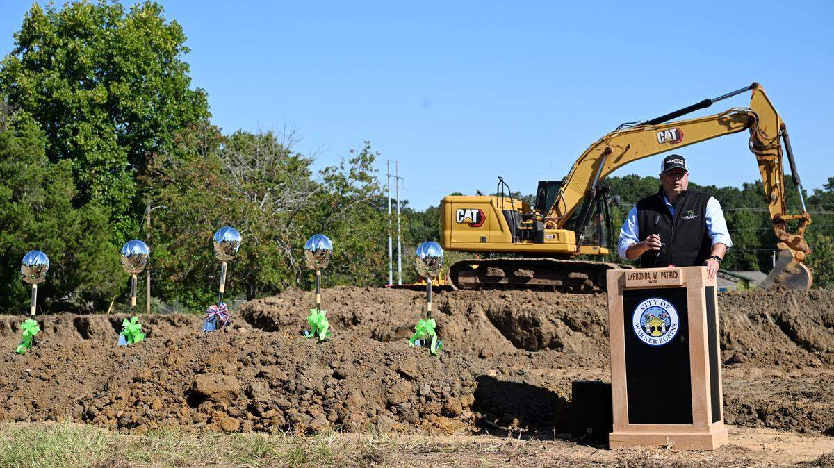 Deep Solutions Construction owner Michael Ware speaks at the ceremonial ground breaking for eight new affordable housing townhomes on Wednesday, Sept. 10, 2025, in Warner Robins, Georgia. The project is the first city funded affordable housing development in Warner Robins through a $1.5 million Community HOME Investment Program (CHIP) 2024 grant. 