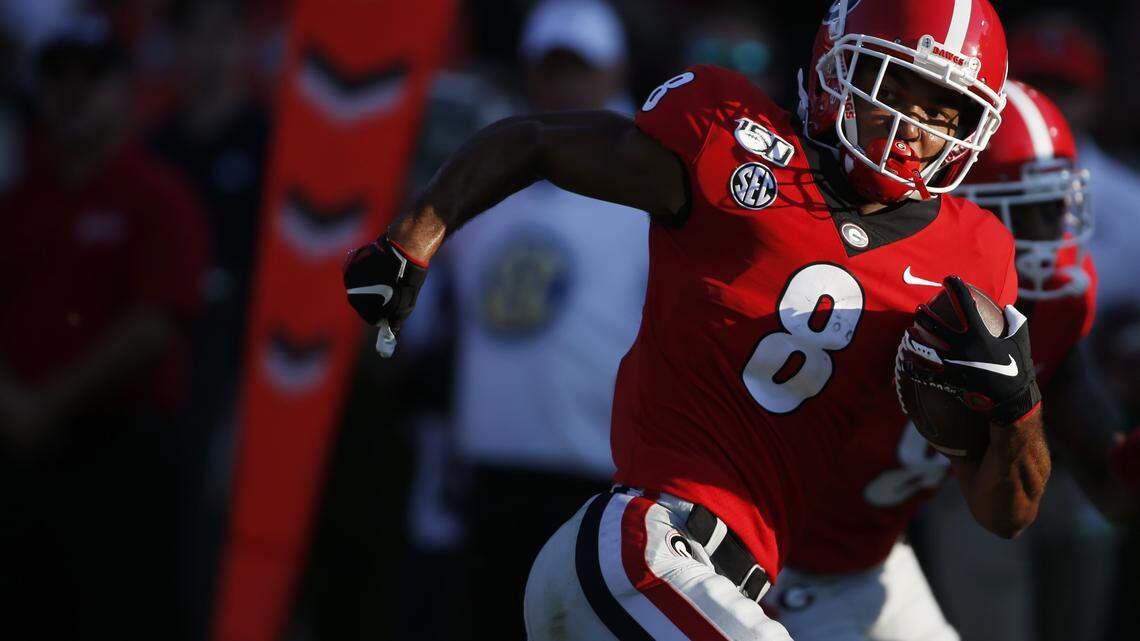 UGA freshman receiver leaves SEC Championship with knee injury
