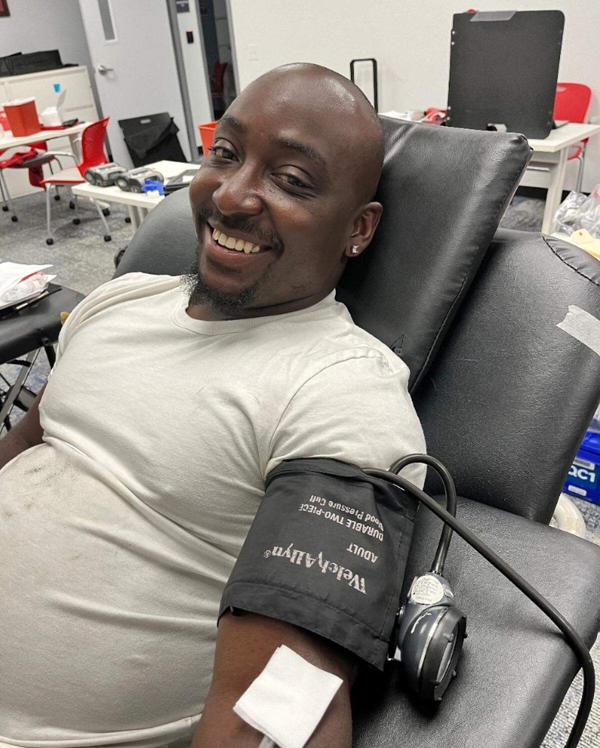 Zaccheaus Williams gives blood at a recent blood drive held by the American Red Cross in Macon.