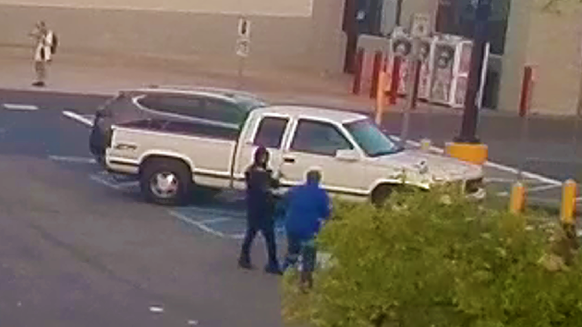 Man gunned down in Walmart parking lot pulled knife to defend himself, Macon cops say