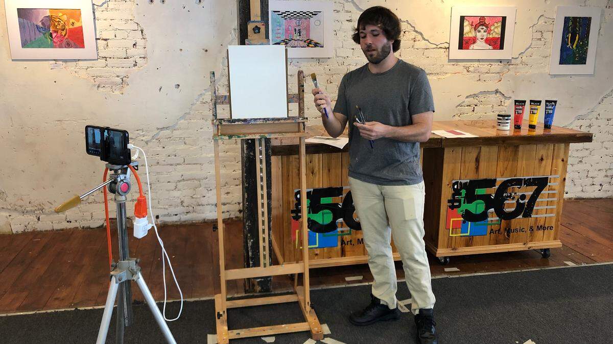 Artist-instructor Thomas Heald begins an online painting class from The 567 Center on First Street.