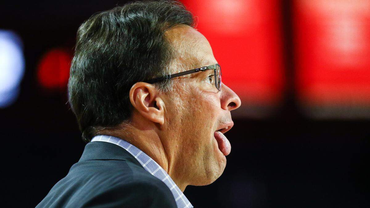 Georgia head coach Tome Crean during a men’s basketball game between the University of Georgia and Texas Southern University in Stegeman Coliseum in Athens, Ga., on Monday, Dec., 3, 2018. (Photo by Kristin M. Bradshaw)