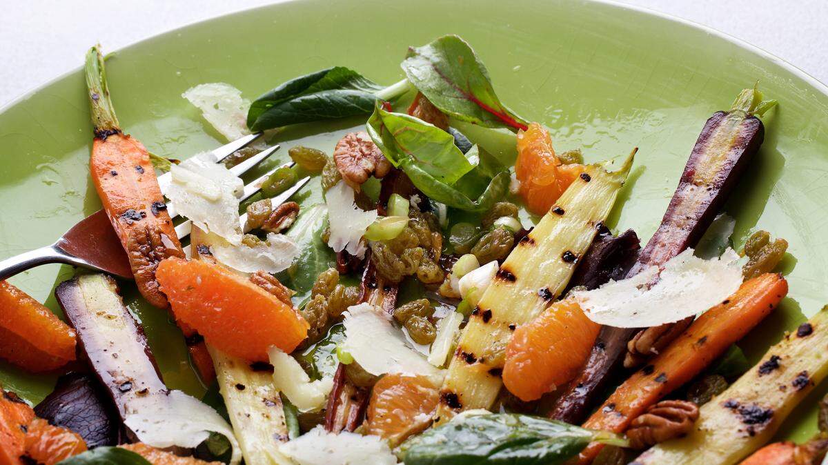 Pan-Grilled Carrots With Manchego, Orange and Pecans. 