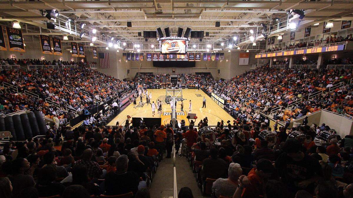 Mercer played in front of 4,502 fans Saturday at Hawkins Arena.