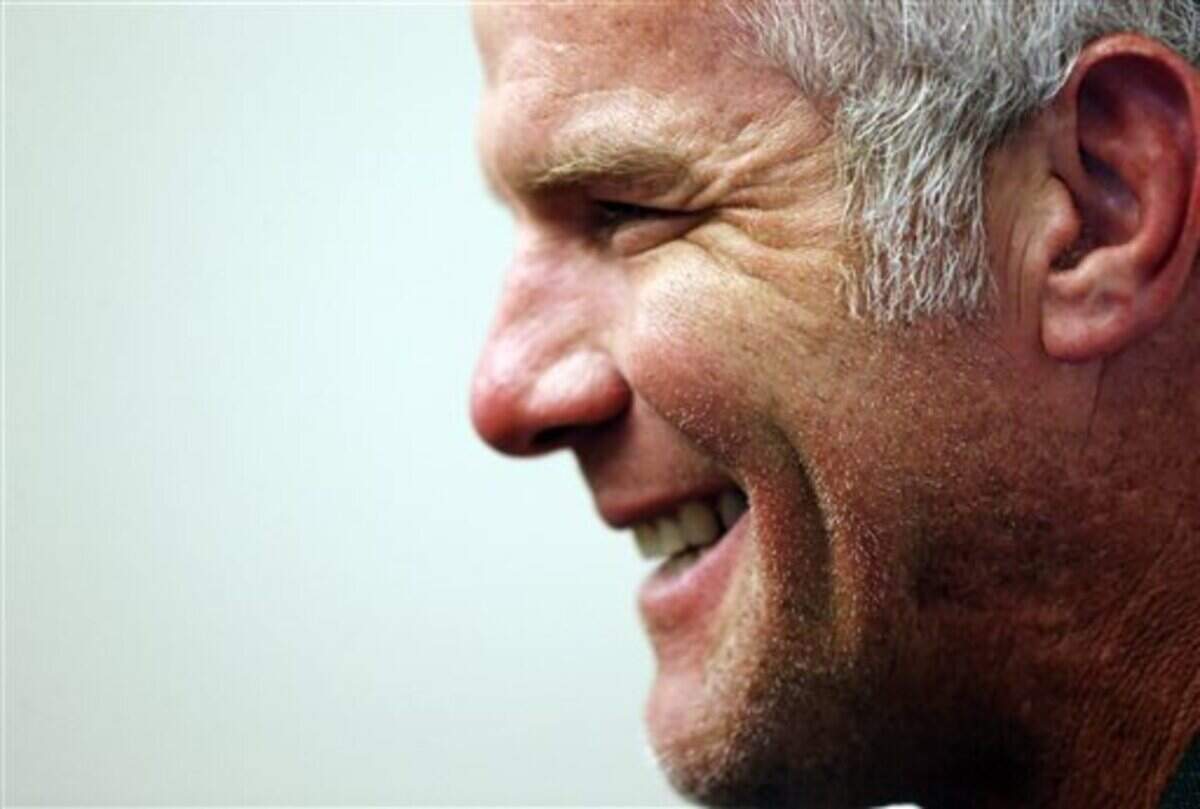 Favre-Mississippi Hall Of Fame