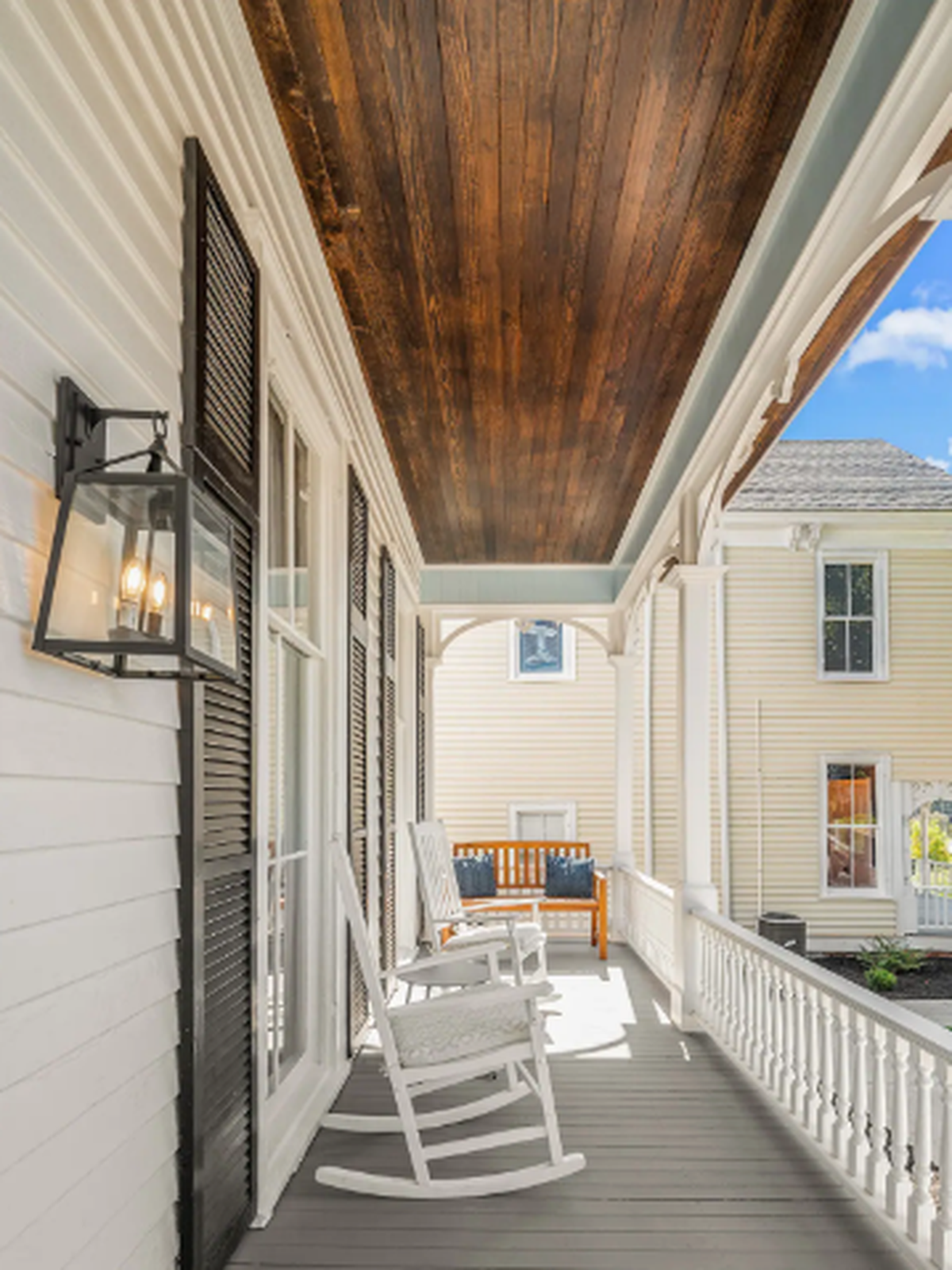 Apartment in Macon has quaint balcony.