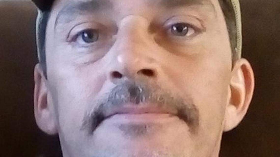 Warner Robins Police Department is searching for Brett Jemery Reek, who was visiting Warner Robins from Tennessee and has been reported missing.