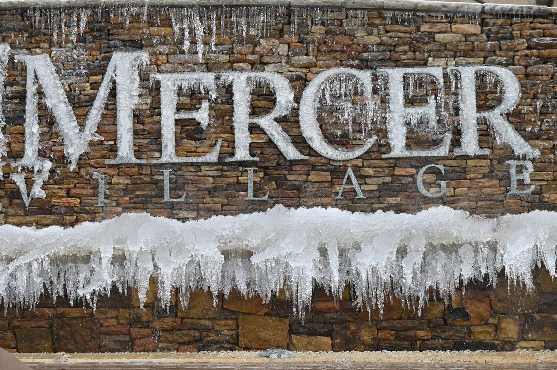 The Mercer Village fountain sits off of Montpelier Avenue with icicles on Tuesday, Jan. 21, 2025, in Macon, Georgia. Macon and other areas of Middle Georgia are forecasted to receive 1-3 inches of snow beginning Tuesday afternoon and into Wednesday morning.