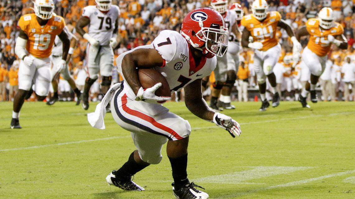 ‘Dude’s a playmaker’: D’Andre Swift shines as receiver in win over Tennessee