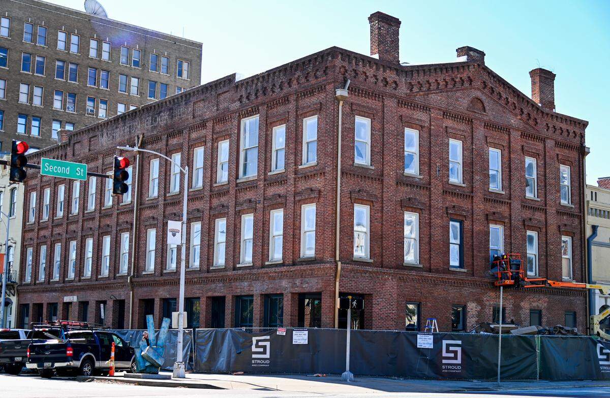 Washington Lofts at 588 Mulberry St.