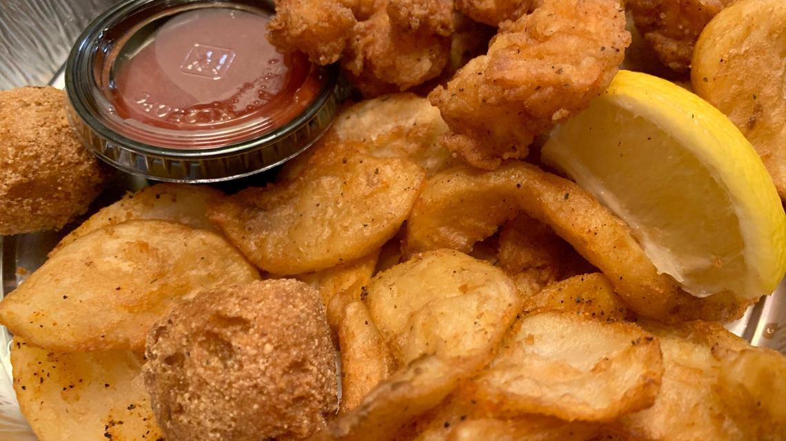 Foodie Friday social distancing edition: From downtown seafood to tasty burgers