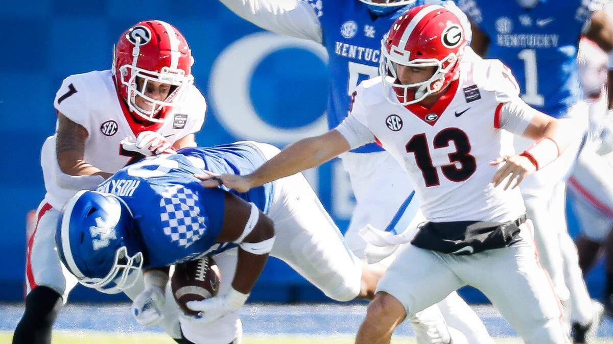 Kentucky Wildcats defensive tackle Phil Hoskins (92) intercepts the ball during a game against the Georgia Bulldogs at Kroger Field in Lexington, Ky., Saturday, Oct. 31, 2020.