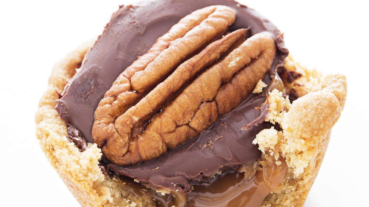 Peanut Butter Turtle Cookie Cups.
