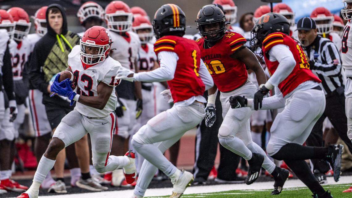 High school football playoff scores: Northeast falls to Appling County 49-0, plus other scores