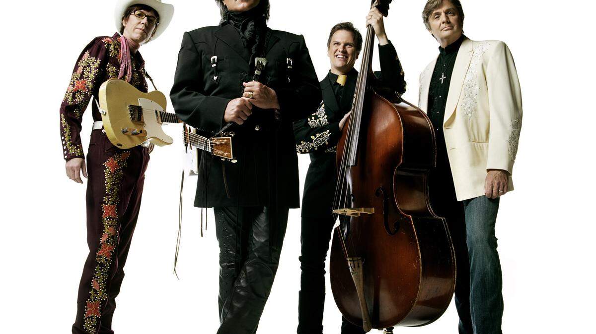 Marty Stuart and the Fabulous Superlatives will perform both old and new material Saturday night at the Cox Capitol Theatre.