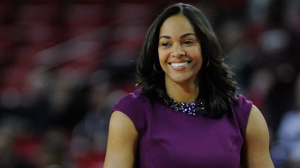 Georgia head coach Joni Taylor.
