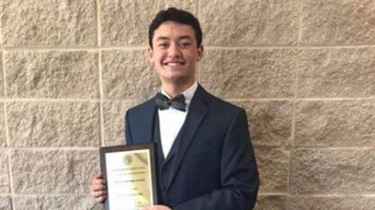 Dylan Powers, a senior at Putnam County High School's College and Career Academy, won Lt. Gov. Casey Cagle's 2017 Student Leadership Award.