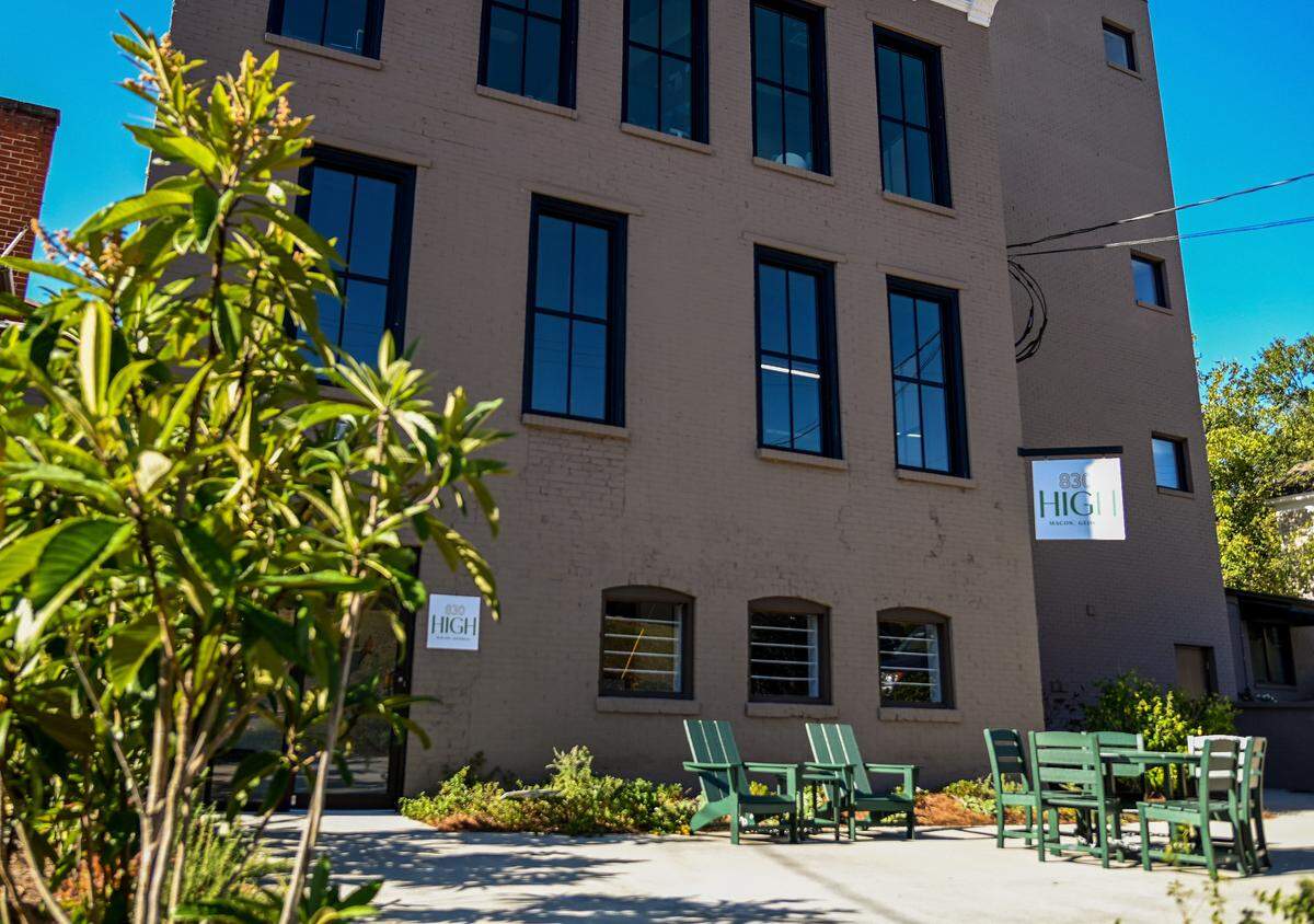 830 High Street, a co-working space at 830 High St.