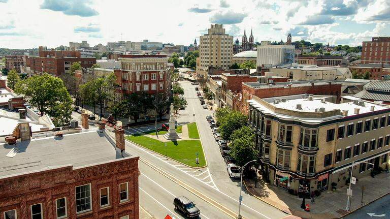 Macon’s historic districts date back to the early 1800s. Here’s what makes each special.