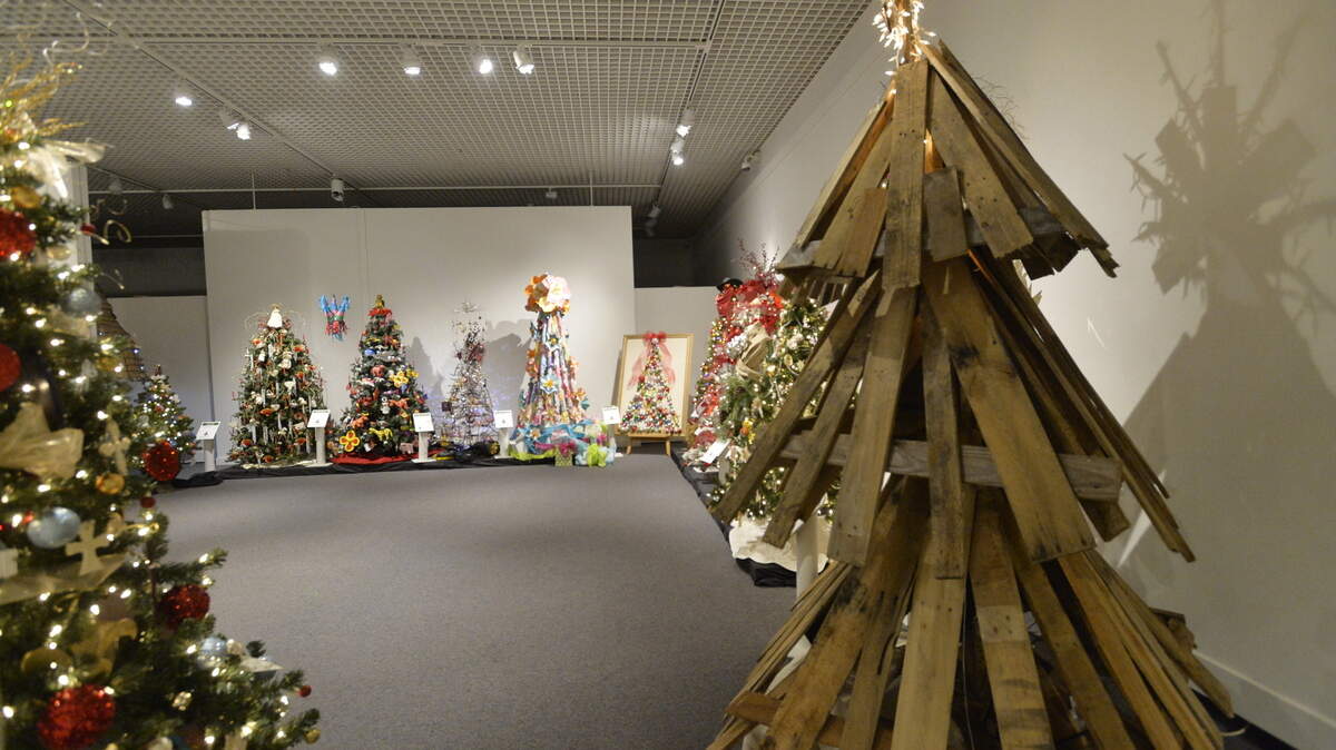 BEAU CABELL/THE TELEGRAPHThe Museum of Arts and Sciences "Festival of Trees" exhibition includes Malcolm Walthall's Christmas tree made from a wood pallet.