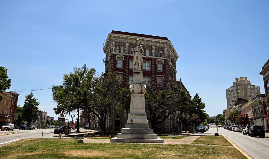 The Confederate monument located at Second St. and Cotton Ave. will be moved to Whittle Park out front of Rose Hill Cemetery Wednesday morning.