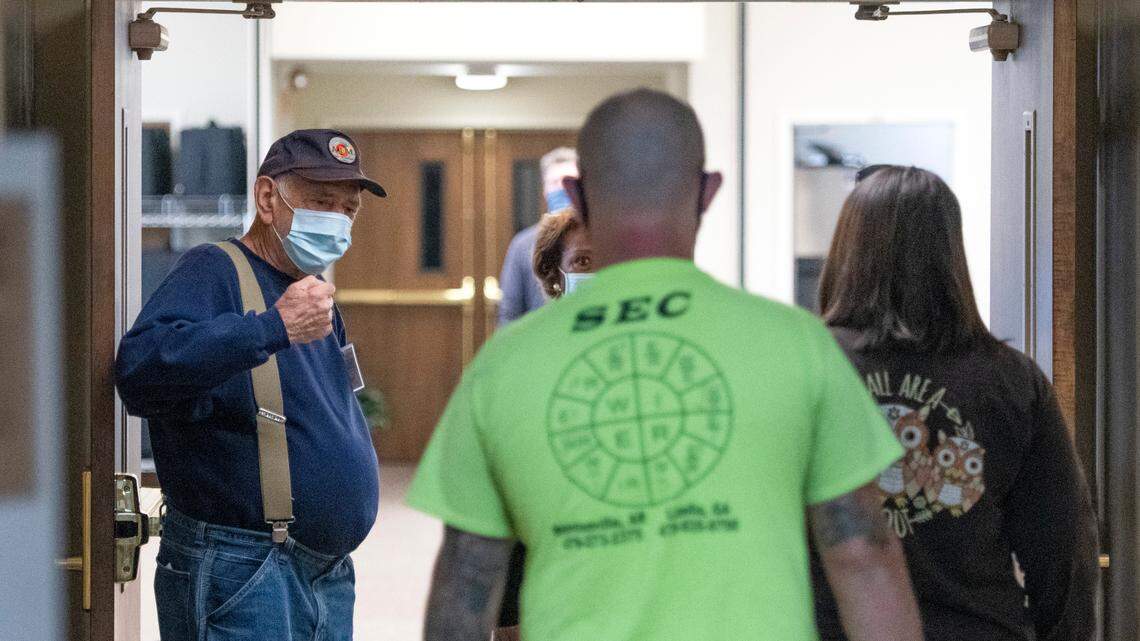 Live Updates: Macon election board expects Election Day turnout to exceed 2016 totals