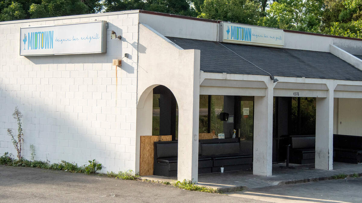 JASON VORHEES/THE TELEGRAPH Macon, GA, 06182020 Police in South Carolina have arrested a man wanted in connection the shooting deaths of three people in Macon, Ga. The shooting occurred at this bar around midnight May 18, 2025.